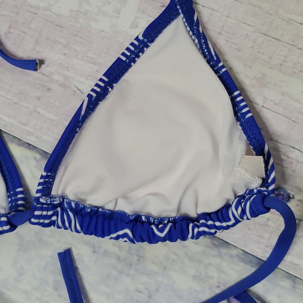 Mossimo  Triangle Bikini Top - Picture 6 of 8